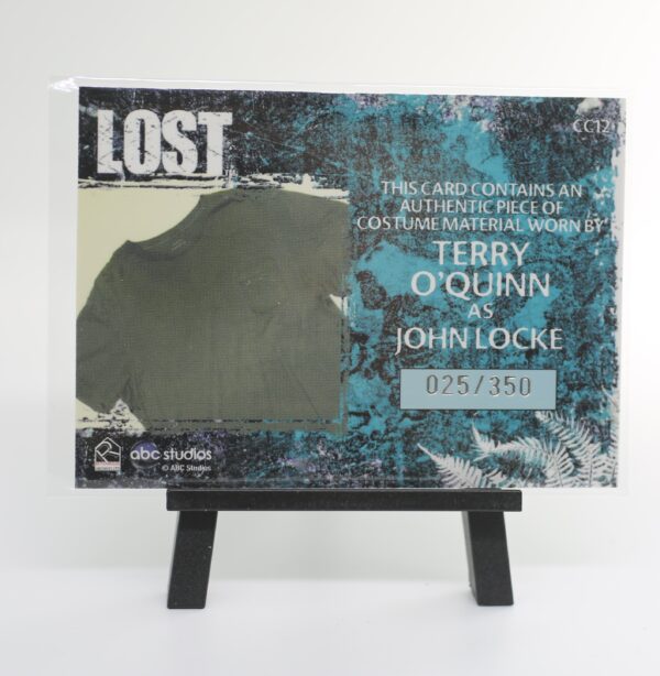 ⁦Lost Relics Terry O'Quinn as John Locke Relic Costume Card CC12 #025/350⁩ - الصورة ⁦2⁩